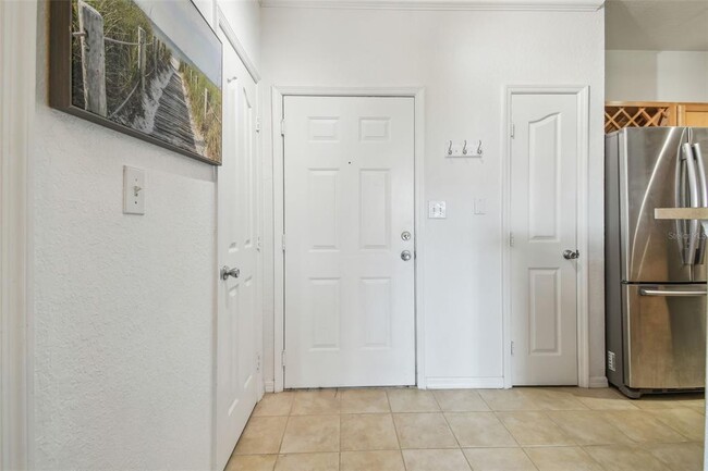 Building Photo - 5000 Culbreath Key Way
