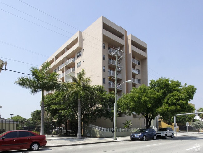 Building Photo - Riverside Apartments