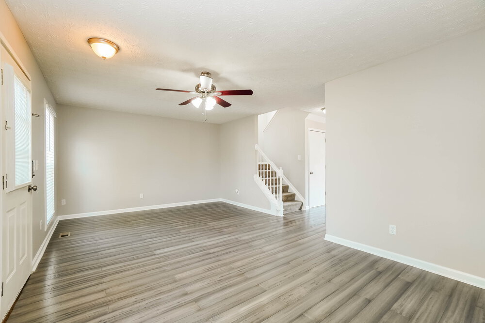 Building Photo - 848 Wallinger Dr