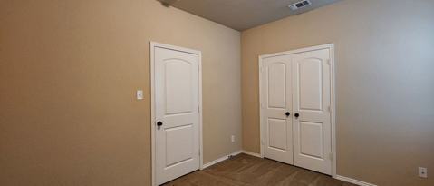 Building Photo - 1028 Brown Rock Dr