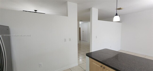 Building Photo - 14935 SW 34th St
