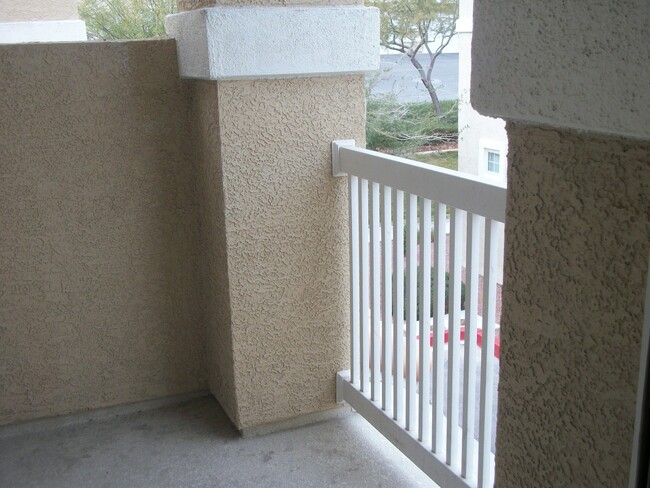 Building Photo - Very Nice Condo!!! A Must See!!!!