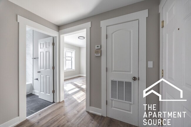 Building Photo - 6519 N Newgard Ave