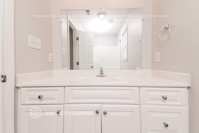 Building Photo - 517 Oak Dare Ln