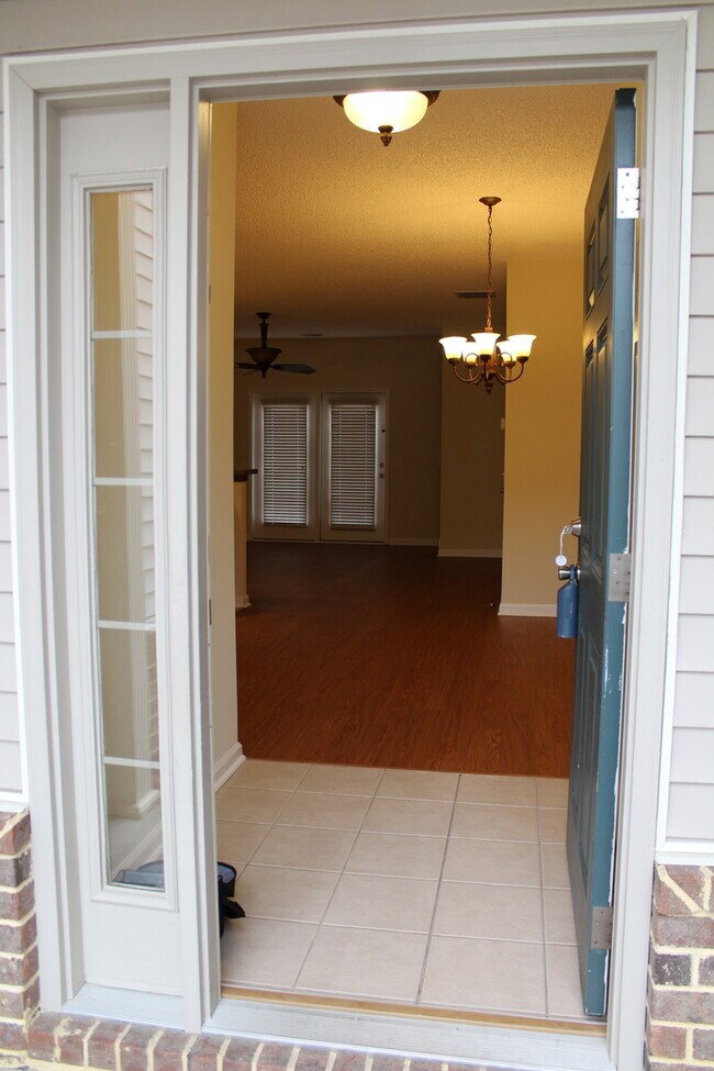 Building Photo - 485 Canyon Oak Loop