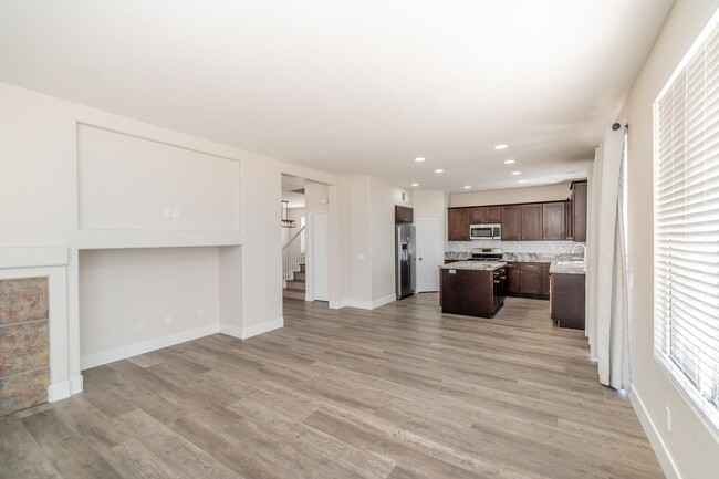 Building Photo - Welcome to 40048 Malacca Way, Murrieta – Y...