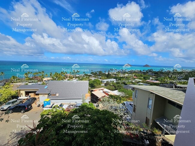 Building Photo - Studio/1 Bathroom Apartment. 60 steps walk up to the apartment. No parking. Rented as shown