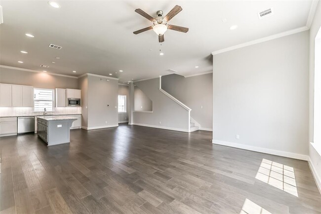 Building Photo - 10922 Brookeshire Chase Ln