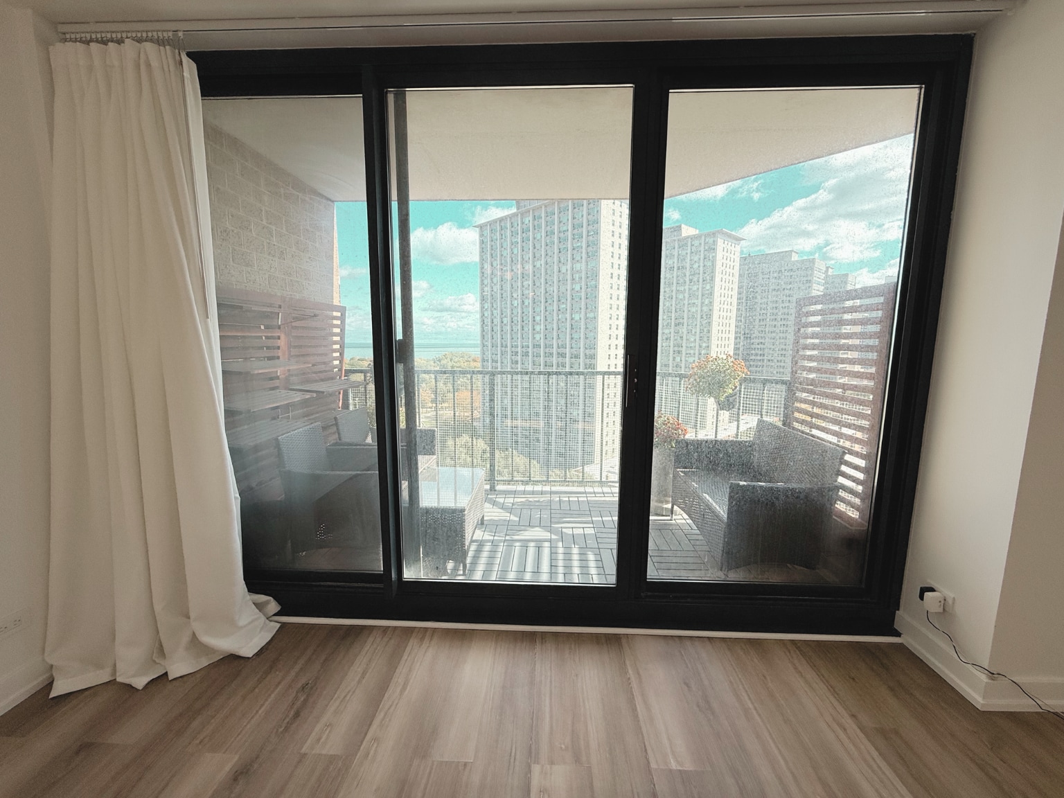 Balcony - 3660 N Lake Shore Dr