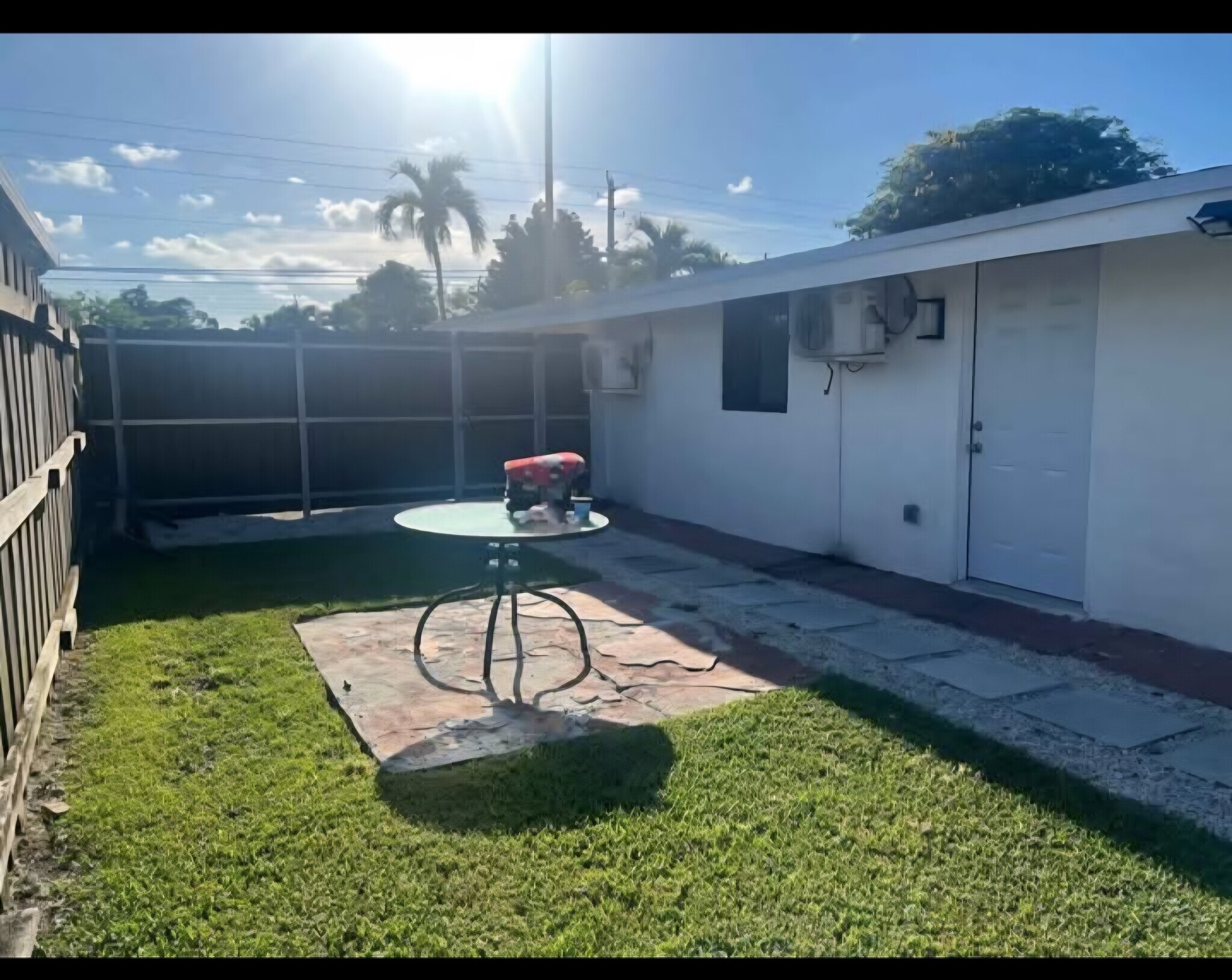 Building Photo - 3301 SW 97th Ave