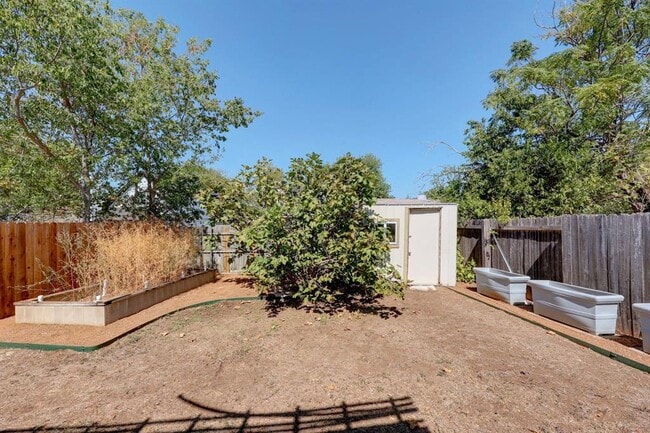Building Photo - 16710 Whitebrush Loop