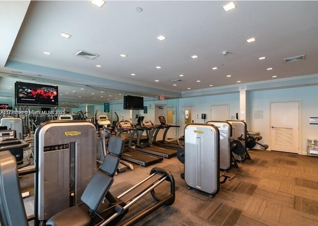 Building Photo - 250 Sunny Isles Blvd