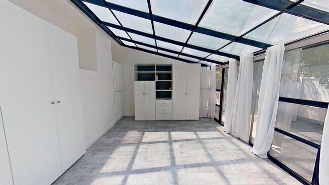 Building Photo - 6851 Via Angelina Dr