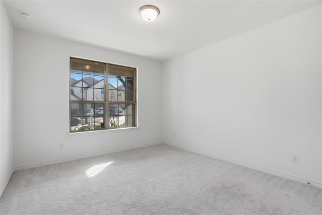 Building Photo - 537 Oakmoss St