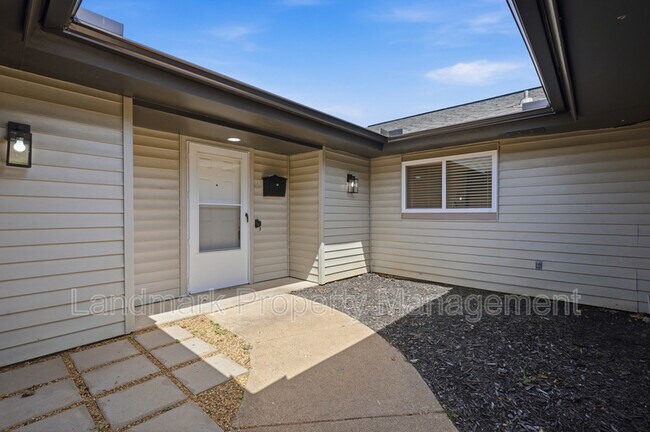 Building Photo - 4349 Altamesa Blvd