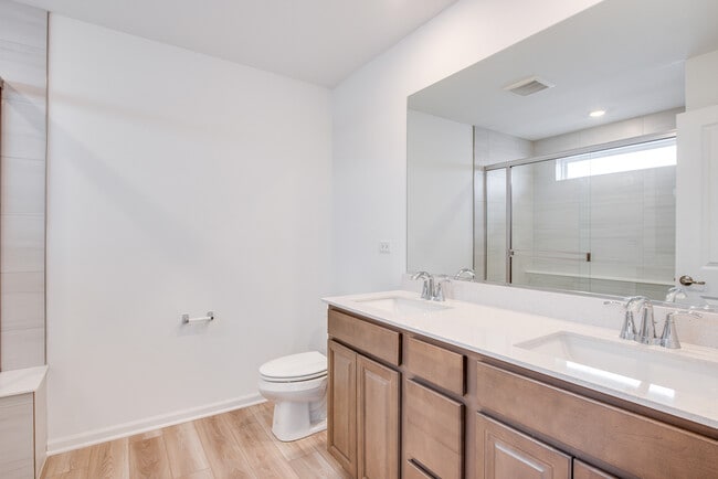 Building Photo - 15139 S Hepworth Pl