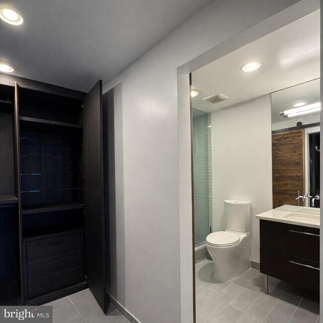 Building Photo - 3900 14th St NW