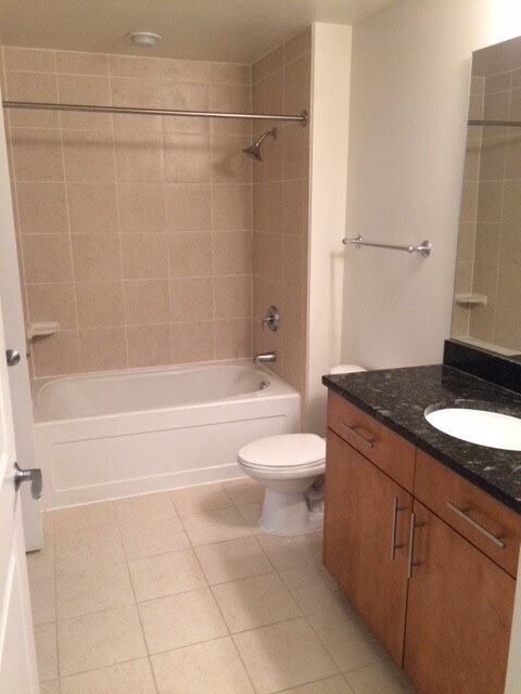 Primary Photo - Beautiful 1 bedroom / 1 bath condo with balcony