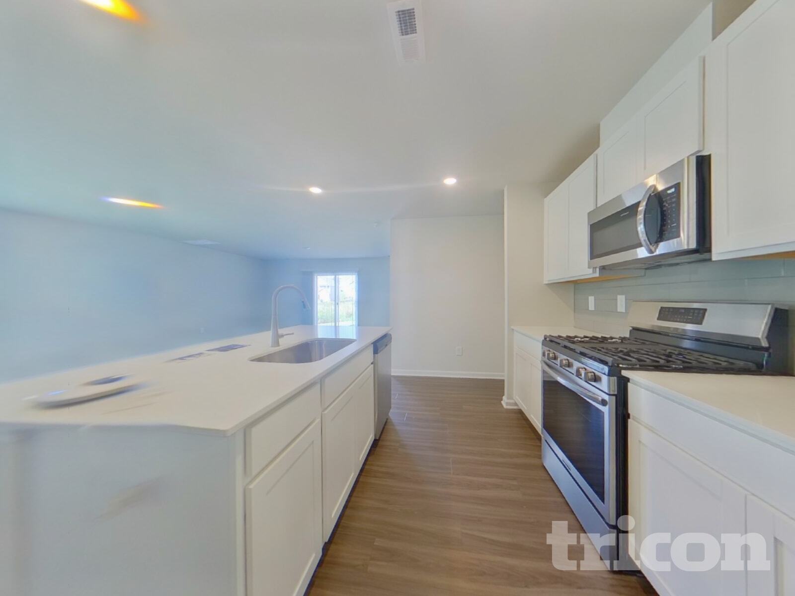 Building Photo - 1426 Cattleman Acrs Dr