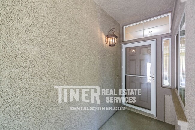 Building Photo - Introducing a charming new home in Folsom