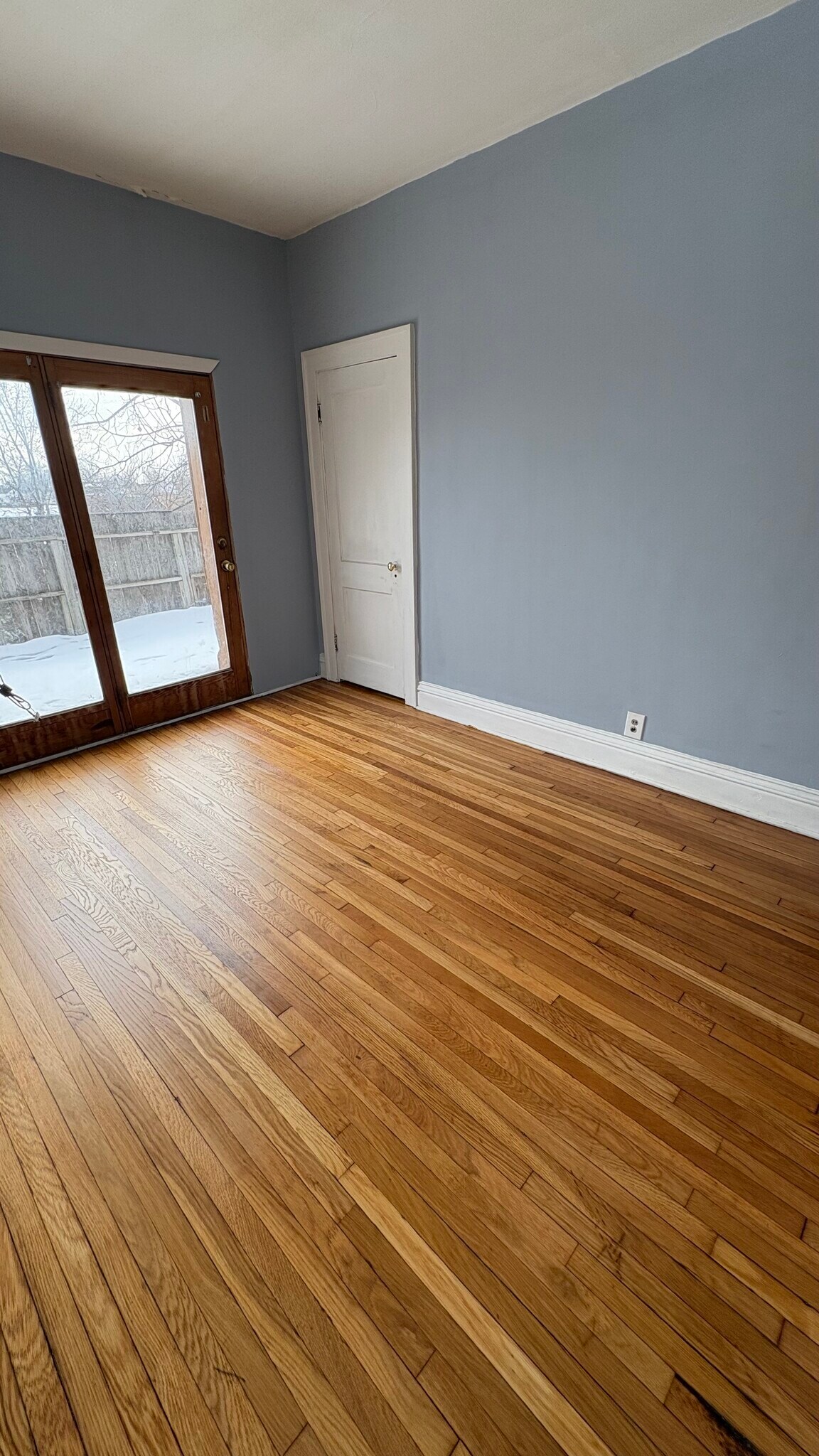 Building Photo - 4554 Morganford Rd