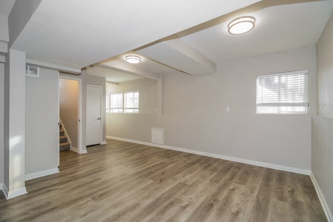 Building Photo - 4345 S 700 W