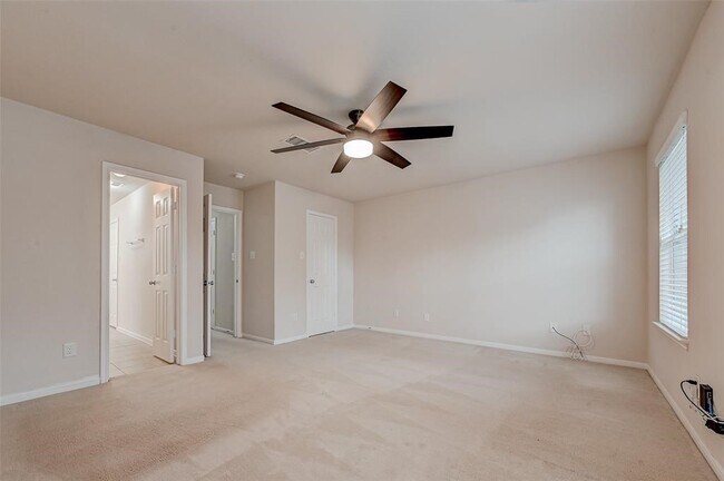 Building Photo - 21587 Tims Harbor Dr