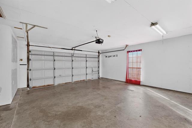 Building Photo - 5613 Powers St