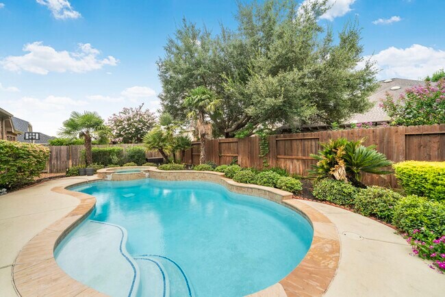 Building Photo - 28410 Stonestead Dr