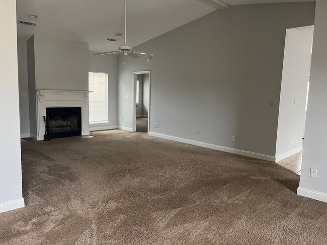 Building Photo - 250 Mayfield Dr