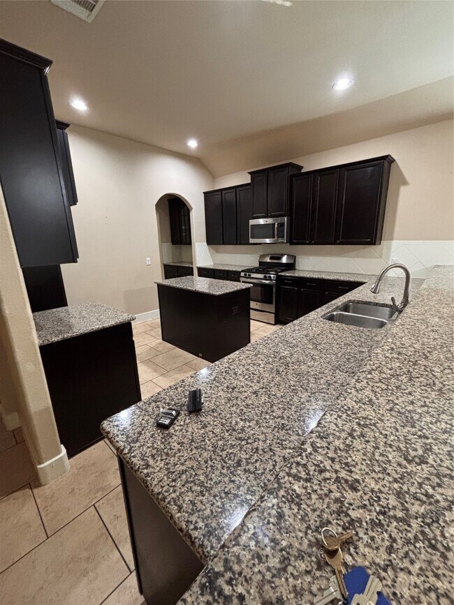 Building Photo - 11702 Eagle Ridge Dr
