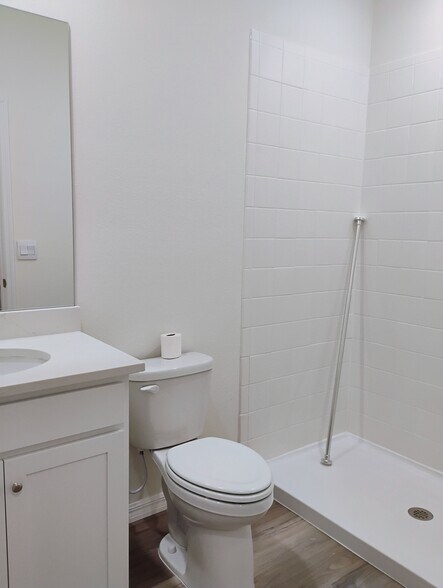 Building Photo - 5191 SW 52nd Dr