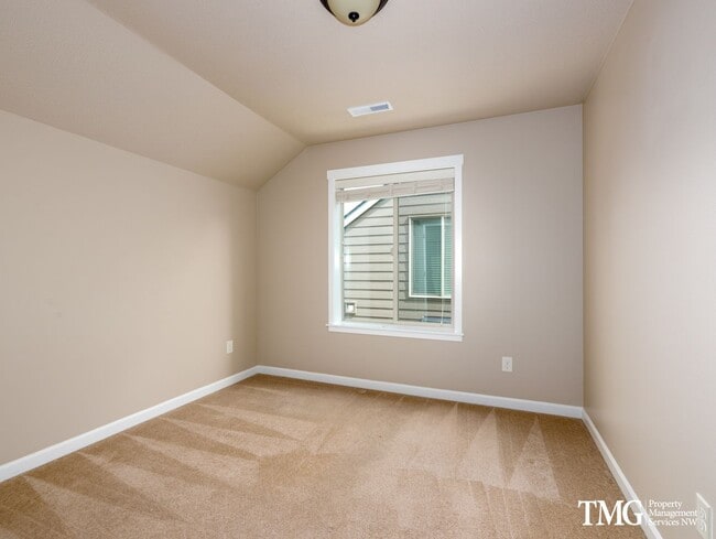 Building Photo - Modern Living with A/C and Attached Garage!