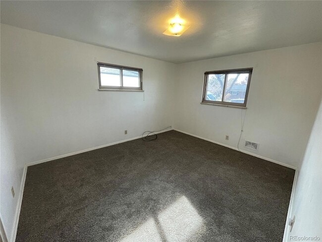 Building Photo - 3086 Victor St