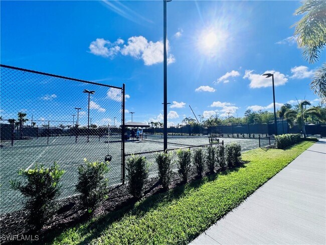 Building Photo - 9124 Raintree St