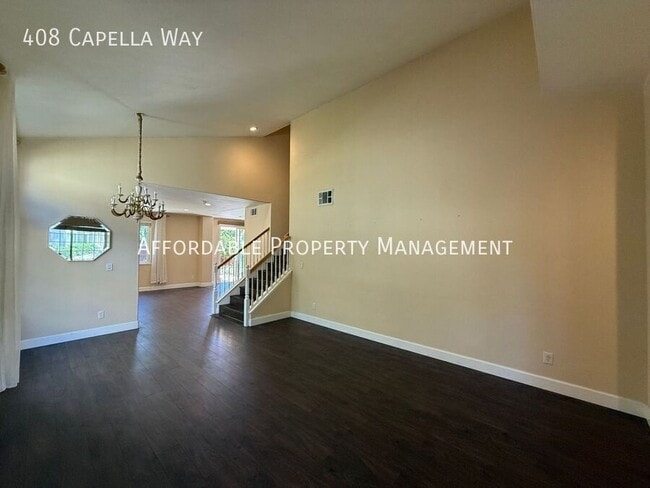 Building Photo - 408 Capella Way
