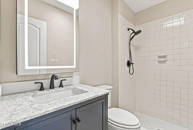 Building Photo - 11859 Urbici Soler Dr