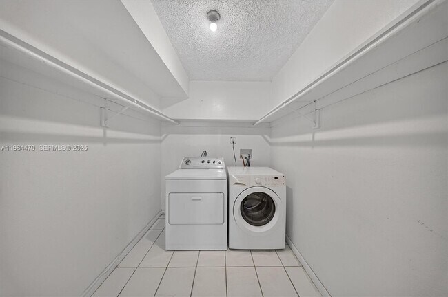 Building Photo - 505 NW 177th St