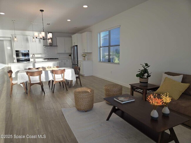 Building Photo - 3055 Dampier Dr