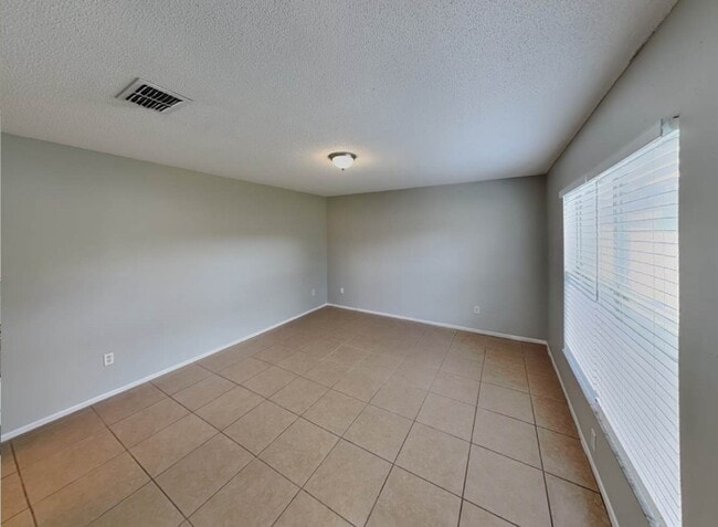 Building Photo - 13055 Prairie Meadows Dr