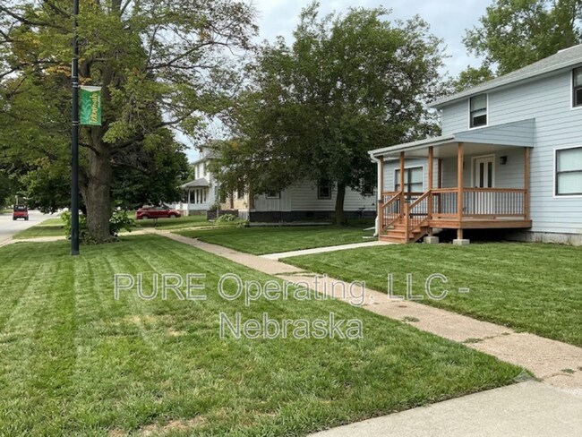 Building Photo - 316 N 13th St