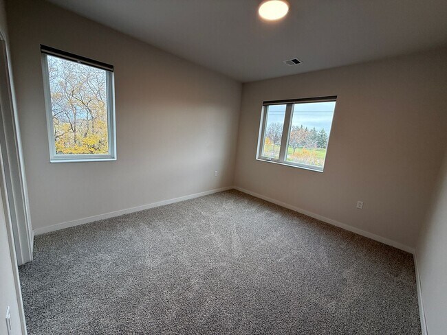 Building Photo - Northern Point Apartments