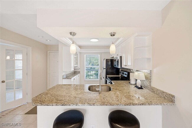 Building Photo - 1015 Mainsail Dr