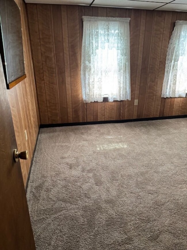 Building Photo - 3 Bedroom in Plains