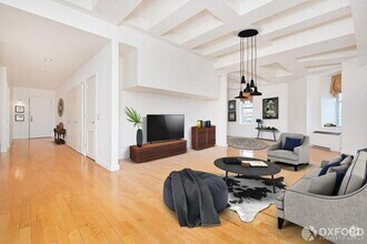 Building Photo - 3 bedroom in NEW YORK NY 10005