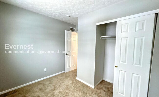 Building Photo - 3415 Bremen St