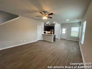 Building Photo - 405-407 Emma Dr