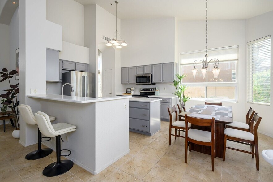 Building Photo - 28050 N 110th Pl