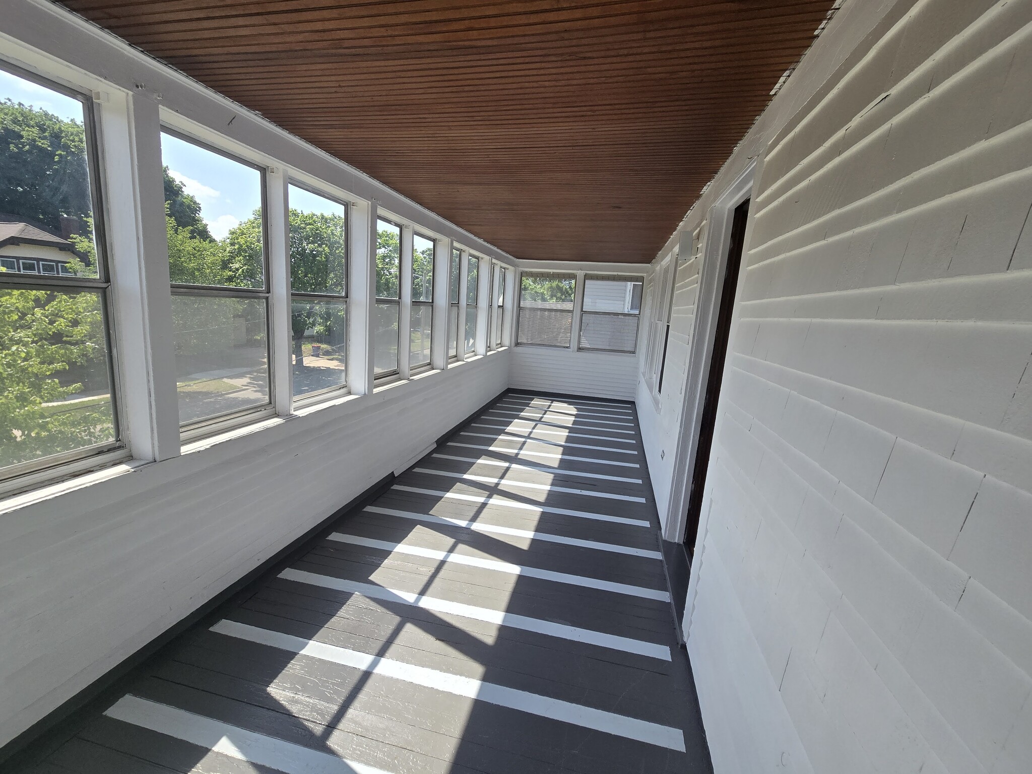 enclosed porch - 1019 Widdicomb Ave NW