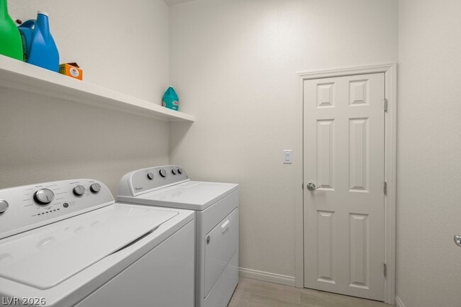 Building Photo - 10597 Aphrodite St